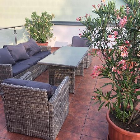 Castellum Apartmanhaz Gyula Bagian luar foto